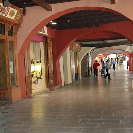El Terrat Sobre El Mercat La Seu d'Urgell Kamer foto